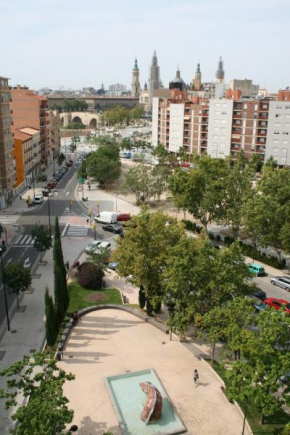Hostal Puente de Piedra, Zaragoza